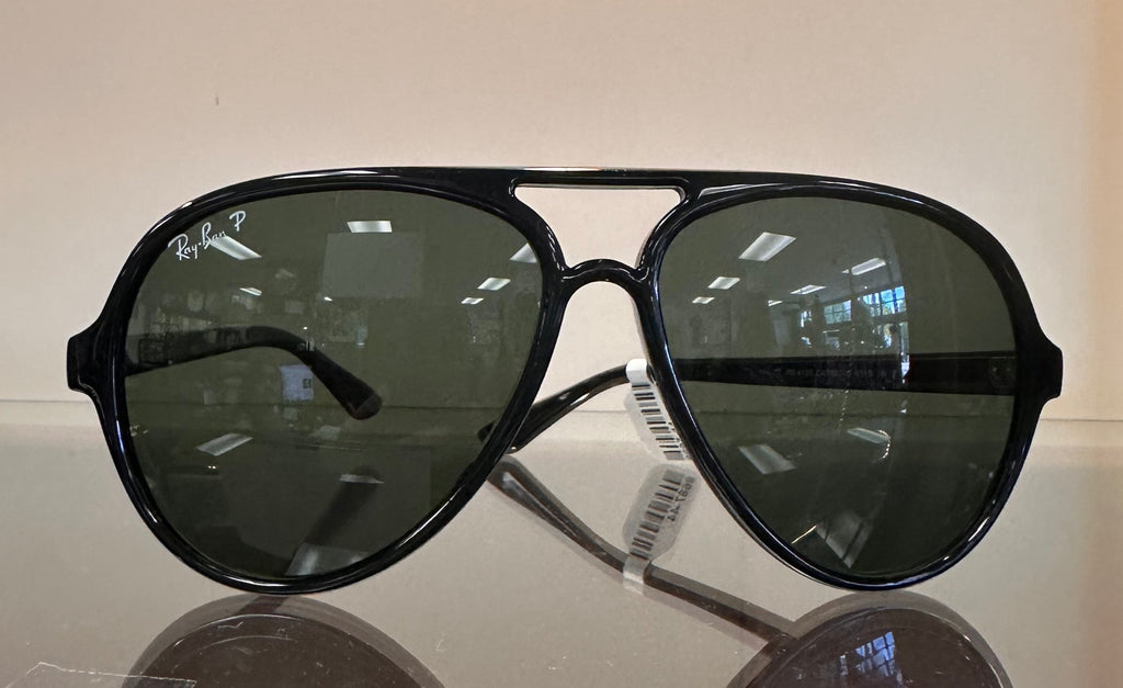 Ray Ban Black Aviator RB 4125 Sunglasses w/Case