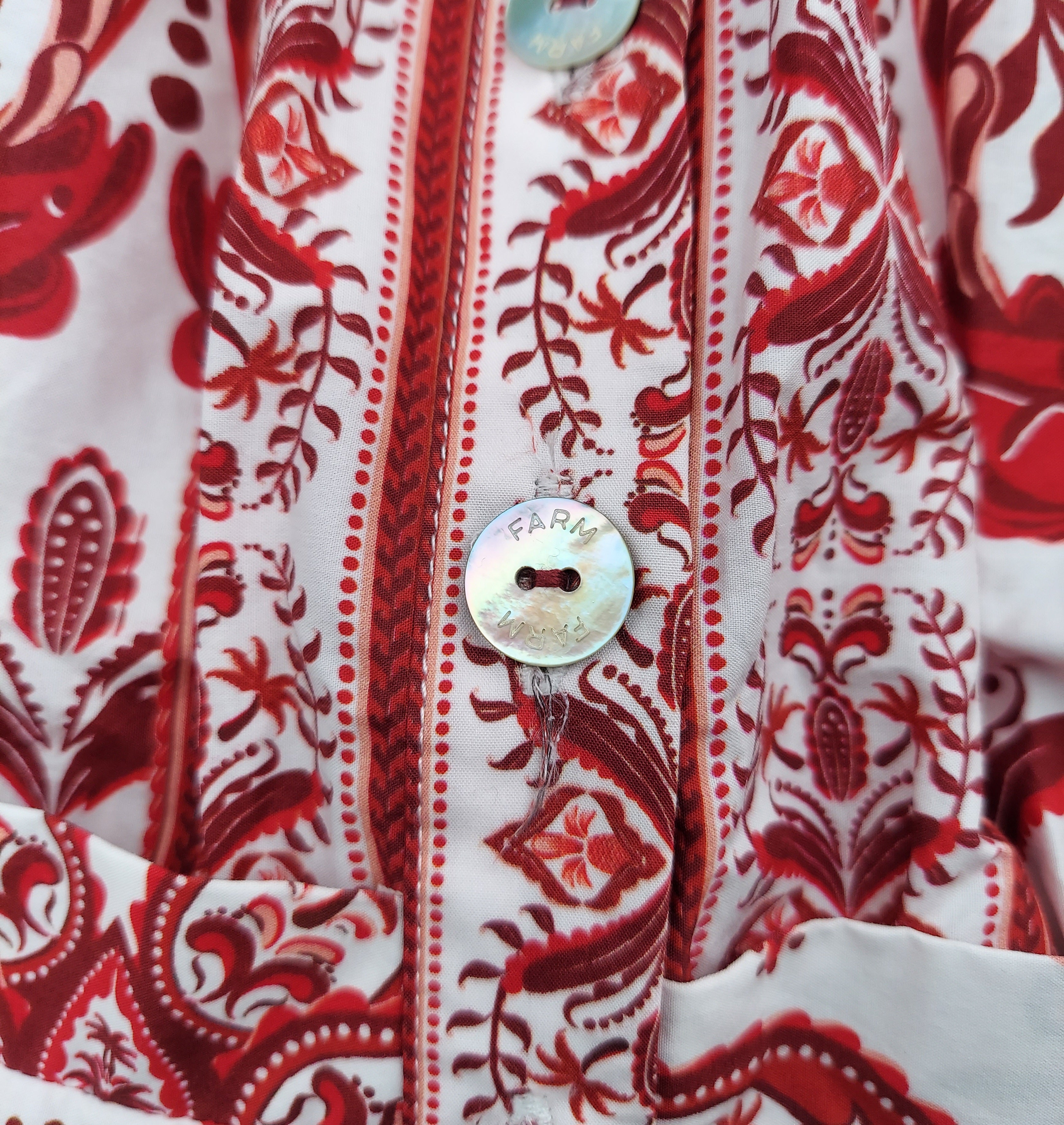 FARM RIO Puff Sleeve Tropical Cameo Belted Romper Sz. X-Small