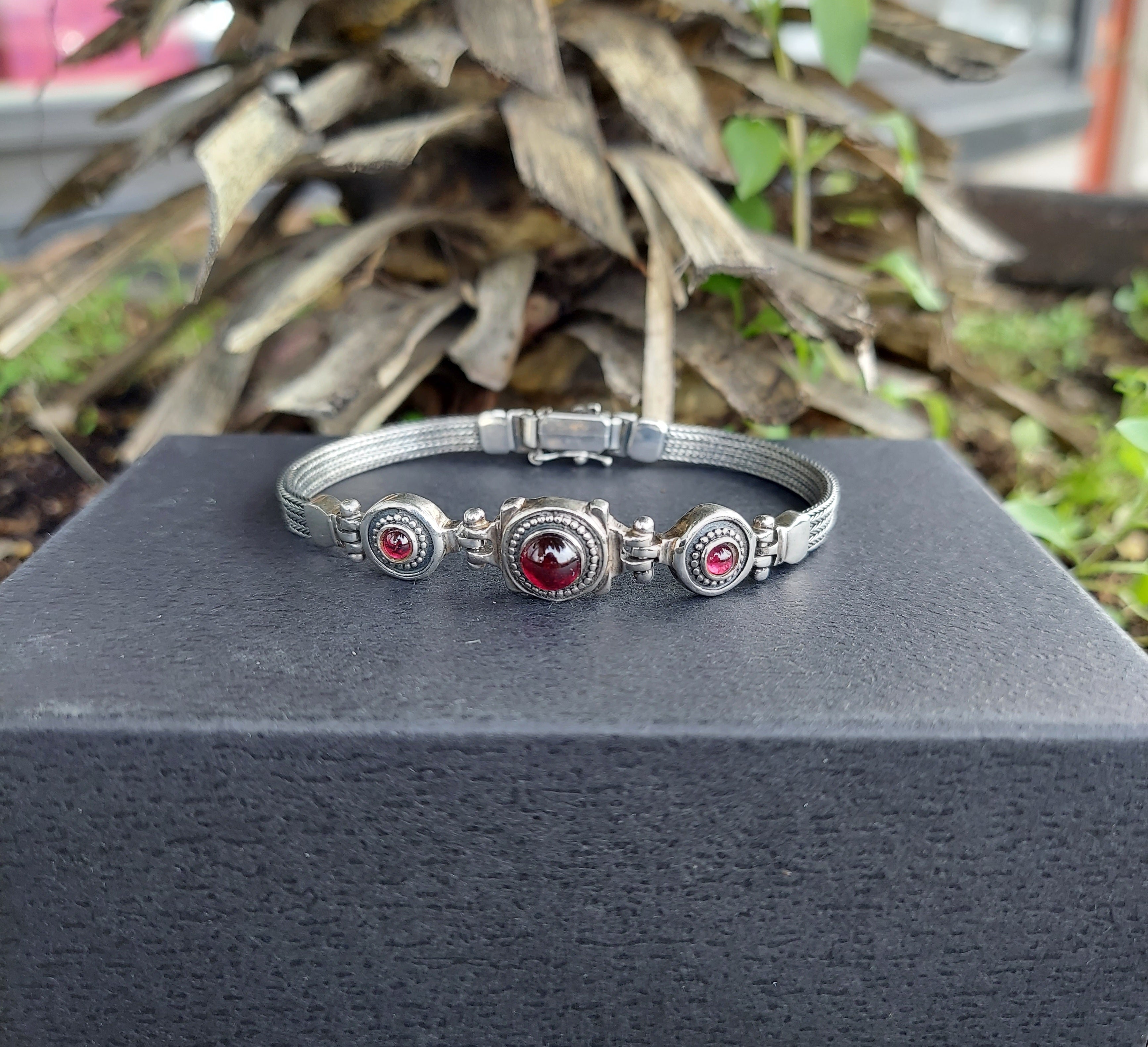 Sterling Silver Byzantine 925 Rhodolite/Garnet Retro Hinge Link Bracelet