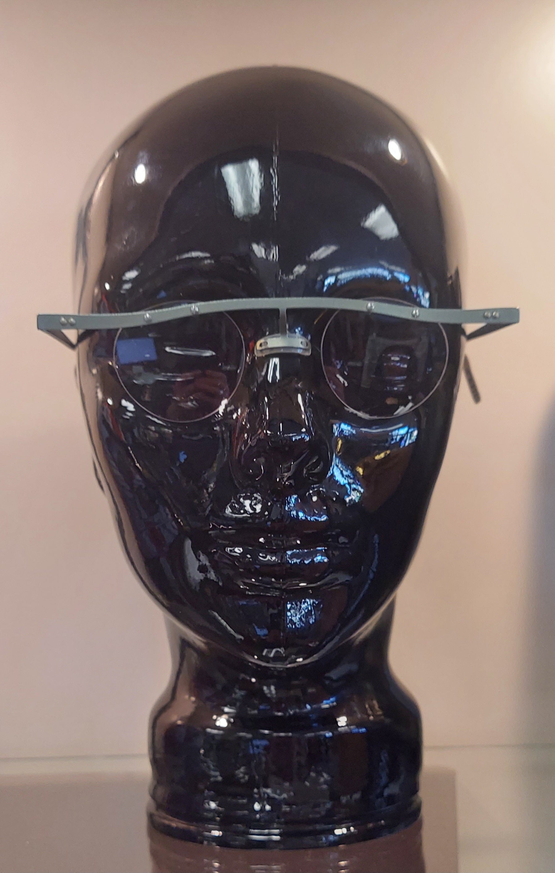 Vintage 90’s Theo Belgium Tita V7 Titanium Sunglasses